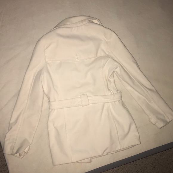 Off white light winter coat - Picture 2 of 4